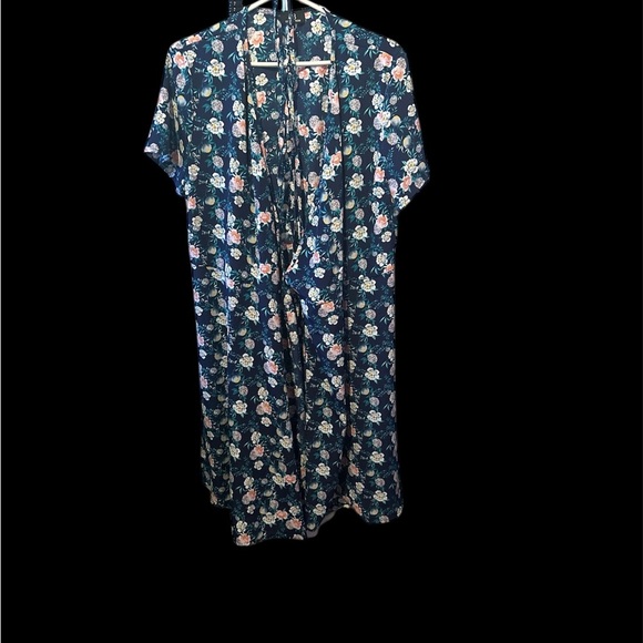 Blue and Pink Floral Robe with Short Sleeves - Picture 1 of 7